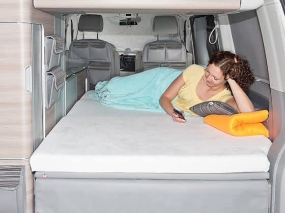 iXTEND Spannbettlaken für iXTEND Faltbett im VW T6/T5 California Ocean Coast Comfortline, Design "Nicki-Plüsch", Art.Nr.:100707600