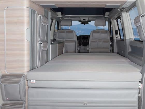 Das iXTEND High Comfort Matratze - Faltbett von Brandrup für VW T6 - Unser Shop bietet eine große Auswahl an Fahrzeugzubehör für Camper und Vans