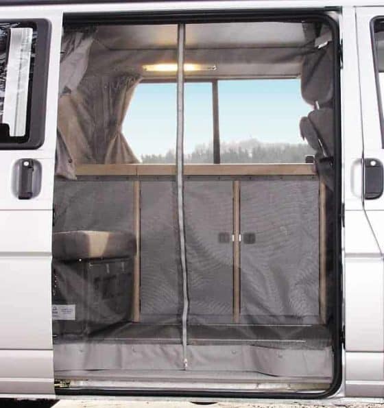 The FLYOUT insect screen for VW T4 California Coach: Sliding door is the perfect mosquito net. Article number 100111041, More than 100 years successful in the mobility industry: Our online shop offers a large selection of vehicle accessories