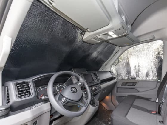 Beispielbild ISOLITE Inside auch für Fenster im Fahrerhaus des VW Crafter
