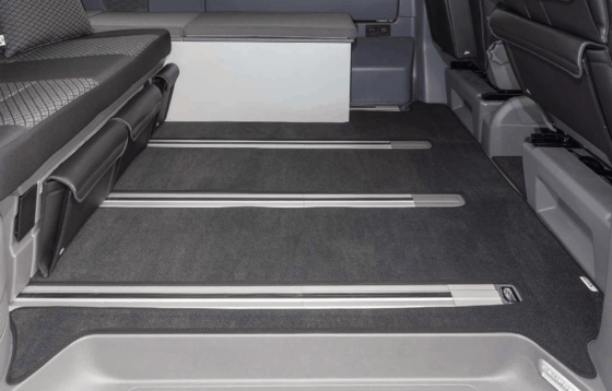 Brandrup velor carpet for the passenger compartment of the VW T6.1 California Beach with 2-seater bench (from 2011), design "titanium black"