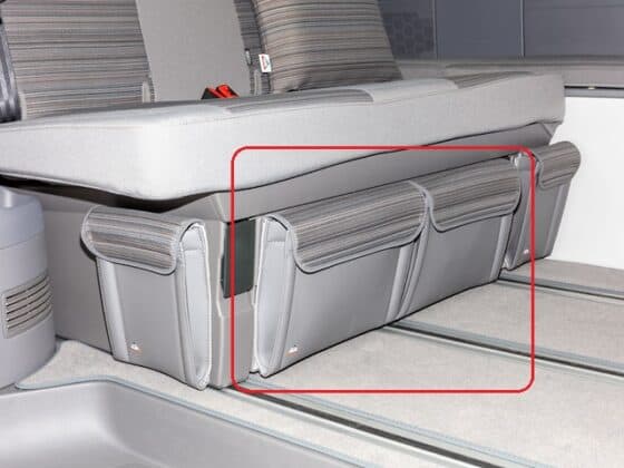 2 Brandrup Utility Taschen für den Bettkasten (Vorderseite) im VW T6.1 / T6 / T5 California im Design "Mixed Dots"