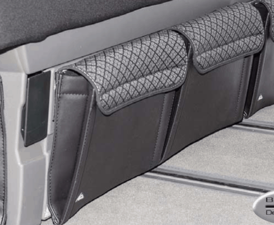 Brandrup Utility Taschen für die Vorderseite des Bettkastens im VW T6.1 / T6 / T5 California Beach im Design "Quadratic"