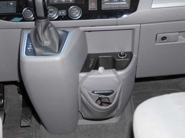 Brandrup Tialo Handyablage fürs Fahrerhaus des VW T6.1