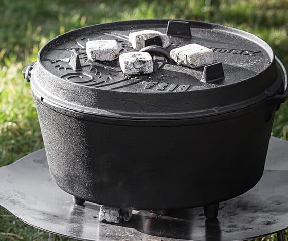 Petromax large fire pot FT18 - Dutch oven for 20 people and more