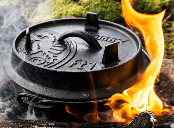 Petromax fire pot FT3 in fire - Dutch oven - cast iron with lid - ideal for fireplaces on camping holidays | Wiest online shop for campers