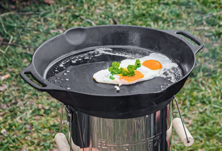 Petromax fire pan FP35H-T - cast iron pan - ideal for fireplaces on camping holidays | Wiest online shop for campers and van equipment