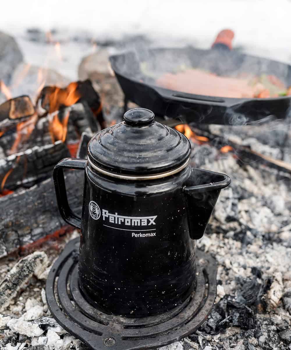 Petromax Percolator "Perkomax" black on a fire